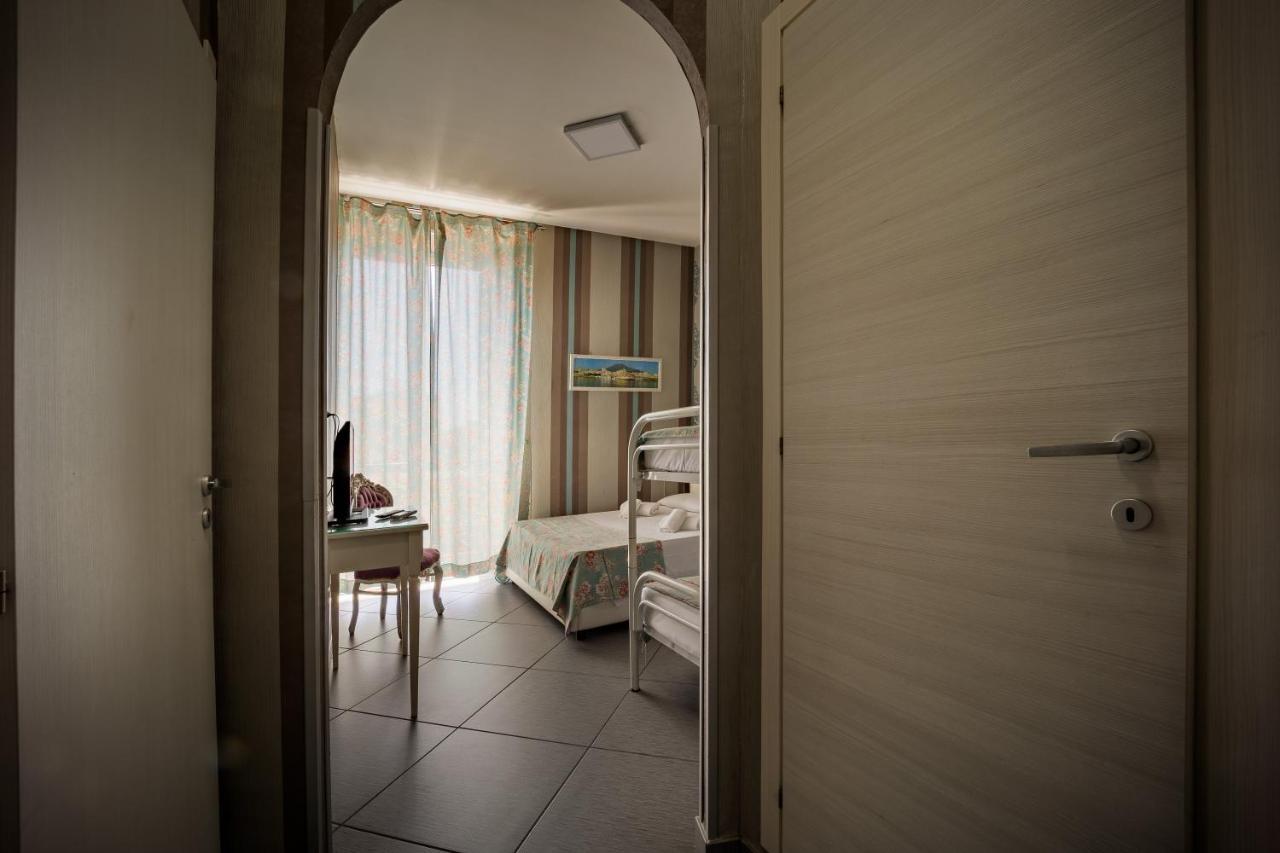 Hotel New Sayonara Napoli Esterno foto